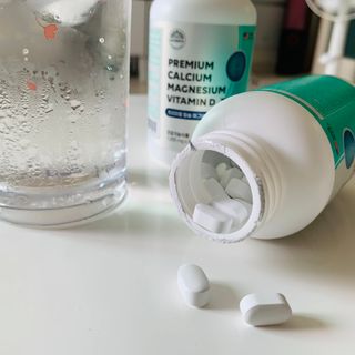 서울약사신협 네이처픽_칼슘마그네슘비타민D_1,305mg x 120캡슐 — 5점을 준 리뷰어가 2021년 9월 올린 사용 사진