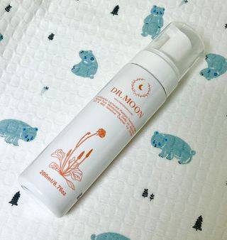 MF프리 [닥터문] 유산균 락토케어 질경초 여성청결제 200ml (폼타입) — 4점을 준 리뷰어가 2022년 9월 올린 사용 사진
