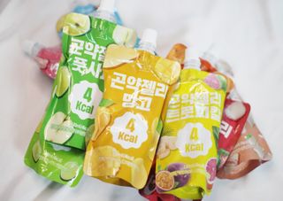 참앤들황토농원 10가지 맛, 입맛대로 스페셜하게~ 가볍게 한 포 땡! 곤약젤리 스페셜 패키지 130ml x 30포 — 5점을 준 리뷰어가 2023년 1월 올린 사용 사진