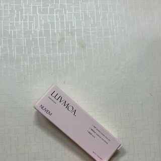 러브모아 향수 고체향수 승무원 고체향수 바르는 향수 니치향수 도손 우드세이지 앤 씨솔트 — 5점을 준 리뷰어가 2022년 10월 올린 사용 사진