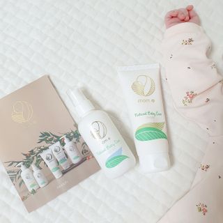 mom e 맘이 내추럴 베이비 케어 크림+바디오일 — 5점을 준 리뷰어가 2021년 1월 올린 사용 사진