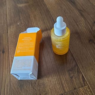 체르엠 스템앤셀 비타민 브라이트닝 에센스 30ml 1개 — 5점을 준 리뷰어가 2021년 11월 올린 사용 사진