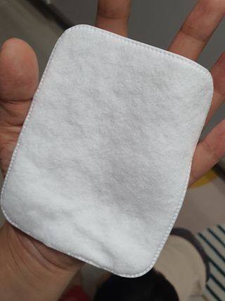 디어엘로디 프리미엄 유기농 유아 솜티슈 40매 3Pack +60매 1Pack 혼합형 — 5점을 준 리뷰어가 2021년 4월 올린 사용 사진