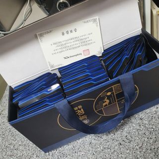 광동생활건강 [광동] 바르게 만든 녹용, 광동정녹청 — 5점을 준 리뷰어가 2021년 11월 올린 사용 사진