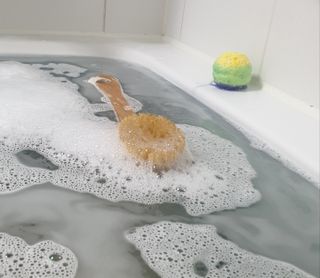 소담스퀘어 상암 Evreryday Bath Bomb Day7(에브리데이 배쓰밤 데이7) / 7종 중 2종 랜덤발송 — 5점을 준 리뷰어가 2022년 11월 올린 사용 사진
