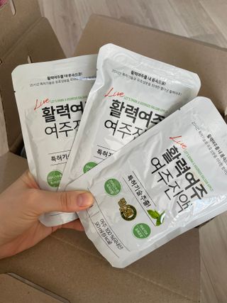 참유원 특허제조 활력 여주진액 여주즙 50포 — 5점을 준 리뷰어가 2022년 3월 올린 사용 사진