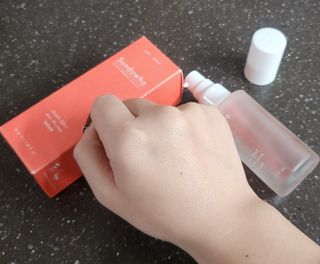 산다화 더블 이펙트 안티 링클 세럼 50ml — 5점을 준 리뷰어가 2022년 12월 올린 사용 사진