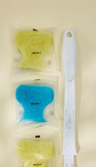 [3M] 스카치브라이트 크린스틱 향기톡톡 변기청소 핸들1 + 리필 16개 (라벤더/레몬 중 택1) — 5점을 준 리뷰어가 2024년 8월 올린 사용 사진