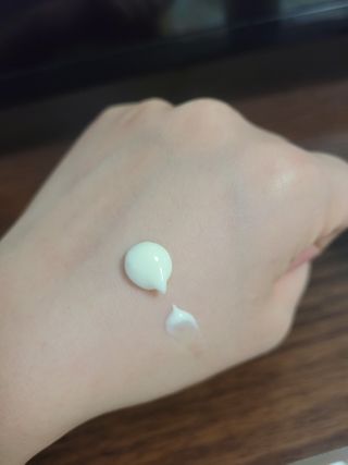 mom e 맘이 내추럴 베이비 케어 샴푸앤바스+로션 — 4점을 준 리뷰어가 2021년 1월 올린 사용 사진