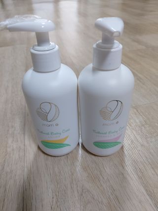 mom e 맘이 내추럴 베이비 케어 샴푸앤바스+로션 — 5점을 준 리뷰어가 2021년 1월 올린 사용 사진