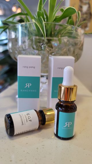 랑팡 EGF+FGF 10ppm 리포좀 앰플 원액 10ml — 5점을 준 리뷰어가 2021년 11월 올린 사용 사진