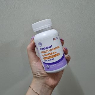 서울약사신협 네이처픽_멀티비타민&미네랄_1,000mg x 120캡슐 — 5점을 준 리뷰어가 2021년 9월 올린 사용 사진