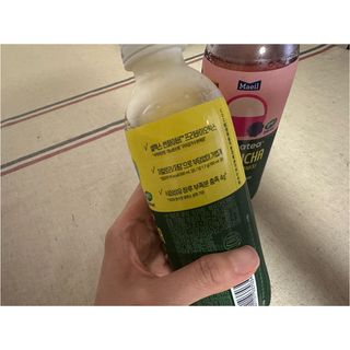 더그레잇티 콤부차 [매일유업] 더그레잇티 44kcal 콤부차 300ml *12개입 (오리지널 6개+베리리치 6개) — 4점을 준 리뷰어가 2023년 7월 올린 사용 사진