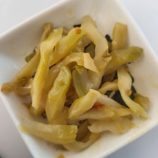 루시델리 야미하우스 홍콩 스파이시 프리미엄 짜사이 무침 500g — 5점을 준 리뷰어가 2024년 8월 올린 사용 사진