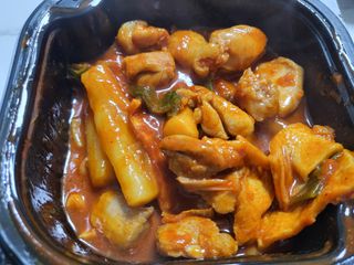 한성기업 무볼레 닭떡볶이+해물떡볶이 2종 세트 — 4점을 준 리뷰어가 2021년 10월 올린 사용 사진