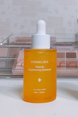 체르엠 스템앤셀 비타민 브라이트닝 에센스 30ml 1개 — 5점을 준 리뷰어가 2021년 9월 올린 사용 사진