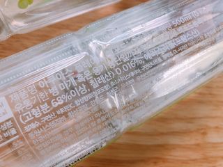 아쿠아스 플레이버워터 [아쿠아스] 제로칼로리 플레이버워터 복숭아/청포도 1BOX 20개입 — 5점을 준 리뷰어가 2021년 4월 올린 사용 사진