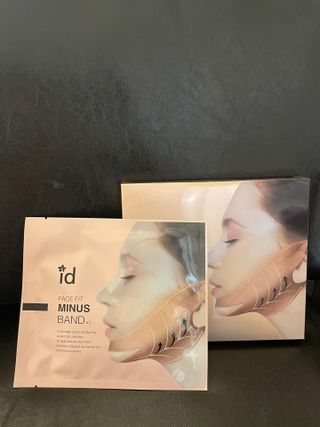 아이디플라코스메틱 아이디 페이스핏 마이너스 밴드 v2 — 5점을 준 리뷰어가 2021년 6월 올린 사용 사진