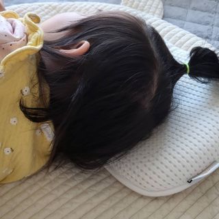 일상유희 newborn 뉴본필로우 아기두상관리베개 — 5점을 준 리뷰어가 2023년 1월 올린 사용 사진