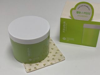 [후르디아] 약산성  모공 필링 패드(70매) — 4.5점을 준 리뷰어가 2021년 5월 올린 사용 사진