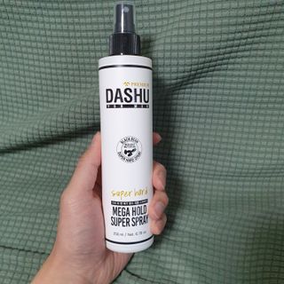 다슈코리아 다슈 포 맨 프리미엄 메가 홀드 슈퍼 스프레이 250ml — 5점을 준 리뷰어가 2021년 4월 올린 사용 사진