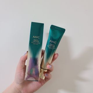 [NEW 탄력유턴 아이크림] AHC 유스 래스팅 리얼 아이크림 포 페이스 — 5점을 준 리뷰어가 2021년 2월 올린 사용 사진