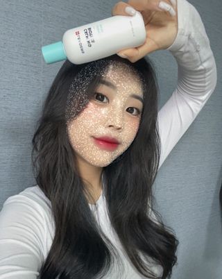 리더스코스메틱 리더스 카밍 바이오틱스 에센스 워터 — 5점을 준 리뷰어가 2021년 3월 올린 사용 사진