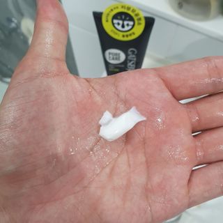 [갸스비] 지성 남성을 위한 포어케어 클렌징폼 — 5점을 준 리뷰어가 2021년 7월 올린 사용 사진