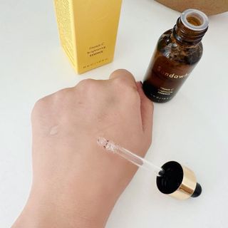 스킨큐어 산다화 비타민c 화이트닝 에센스 30ml — 5점을 준 리뷰어가 2023년 10월 올린 사용 사진