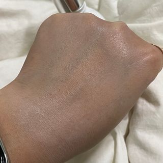 KISSY BAE 키시베이 키시베이 리얼화이트 톤업틴트 — 5점을 준 리뷰어가 2021년 9월 올린 사용 사진