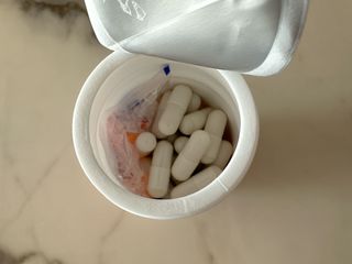 프리마인 성큼다가온 봄, 이너뷰티를 챙겨야 피부도 화사하게, 컨디션도 활기차게. 흡수율을 높인 고효율 비타민. — 4점을 준 리뷰어가 2023년 3월 올린 사용 사진