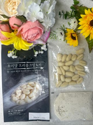 프레시지 [구매평]최현석의 쵸이닷 트러플 크림 뇨끼 (냉동) — 5점을 준 리뷰어가 2025년 6월 올린 사용 사진