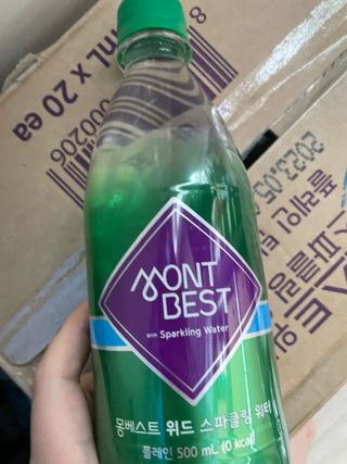 몽베스트 Montbest with Sparkling water Plain 20병 — 5점을 준 리뷰어가 2022년 9월 올린 사용 사진