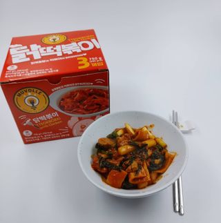 한성기업 무볼레 닭떡볶이+해물떡볶이 2종 세트 — 4.5점을 준 리뷰어가 2021년 9월 올린 사용 사진