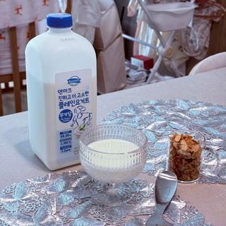 프리_[덴마크] 진하고 더 고소한 플레인 요거트 1.8L — 5점을 준 리뷰어가 2025년 8월 올린 사용 사진