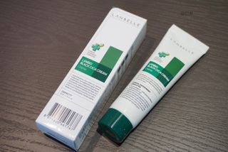 랑벨 랑바이오 블랙 시카 크림 50ml(블랙비 프로폴리스, 시카 4종, 판테놀 10 함유) — 5점을 준 리뷰어가 2022년 6월 올린 사용 사진
