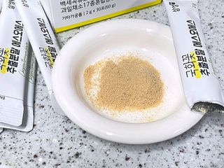 체인미 국화꽃 추출분말 에스오에스 곡류효소 과일채소 17종 혼합 분말 스틱 — 4.5점을 준 리뷰어가 2021년 12월 올린 사용 사진