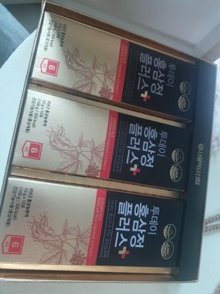 서울약사신협_투데이홍삼정플러스스틱_10g x 30포 — 5점을 준 리뷰어가 2021년 6월 올린 사용 사진