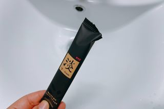 담소은 자극없는 무알콜 휴대용 한방가글 스틱 가글담 — 5점을 준 리뷰어가 2022년 7월 올린 사용 사진