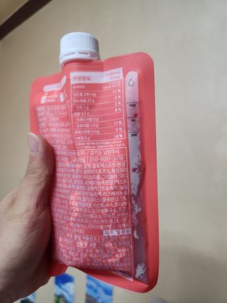 [덜다] 든든 식물성 단백질 쉐이크 40g X 7입 (곡물/딸기) — 3점을 준 리뷰어가 2023년 8월 올린 사용 사진