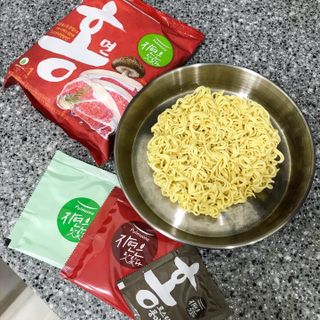 [풀무원] 자연은맛있다 정면, 백면, 홍면  세트 — 4점을 준 리뷰어가 2021년 4월 올린 사용 사진