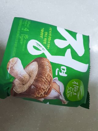 [풀무원] 자연은맛있다 정면, 백면, 홍면  세트 — 5점을 준 리뷰어가 2021년 4월 올린 사용 사진