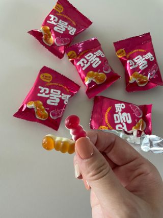 꼬물~탱글 우리 왕꿈틀이가 작아졌어요, 꼬물탱 — 5점을 준 리뷰어가 2021년 10월 올린 사용 사진