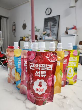 참앤들황토농원 10가지 맛, 입맛대로 스페셜하게~ 가볍게 한 포 땡! 곤약젤리 스페셜 패키지 130ml x 30포 — 5점을 준 리뷰어가 2023년 1월 올린 사용 사진