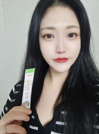 아이비웰니스 빵순이 식탁 위의 필수템! 빵순이 효소 키위맛 100포 + 석류맛 14포 (총 114포) — 5점을 준 리뷰어가 2023년 1월 올린 사용 사진