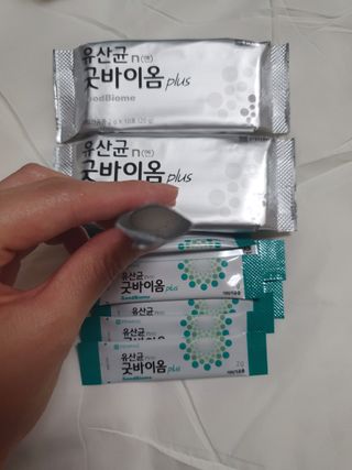 프리마인 유산균 국가지정연구소 선정, 살아있는 생유산균 200억 마리의 힘. 유산균n굿바이옴플러스 — 5점을 준 리뷰어가 2022년 11월 올린 사용 사진