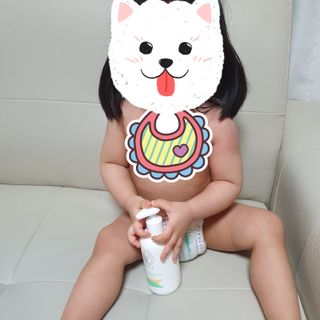 mom e 맘이 내추럴 베이비 케어 샴푸앤바스+로션 — 5점을 준 리뷰어가 2021년 1월 올린 사용 사진
