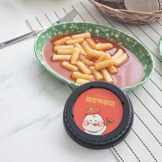 유비쿡 컵떡볶이 매운컵떡볶이2개/ 짜장컵떡볶이 2개  총 4개세트 — 5점을 준 리뷰어가 2021년 4월 올린 사용 사진