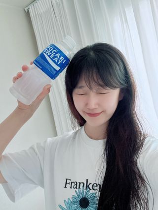 [동아오츠카] 포카리스웨트  500ml PET + 이온워터 500ml PET — 5점을 준 리뷰어가 2025년 6월 올린 사용 사진