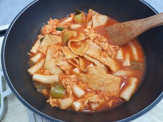 응큼떡볶이 — 5점을 준 리뷰어가 2021년 3월 올린 사용 사진